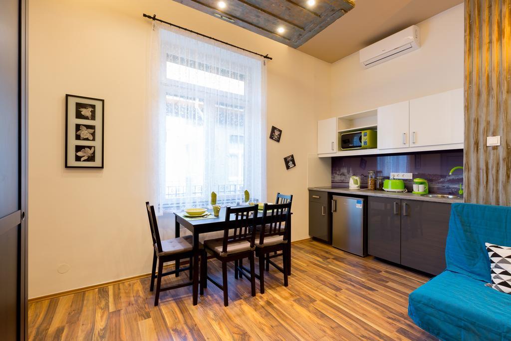 K10 B Kazinczy Apartment Βουδαπέστη Εξωτερικό φωτογραφία
